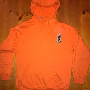 Orange ‘Never do the wrong’ DIVIDED Sweatshirt